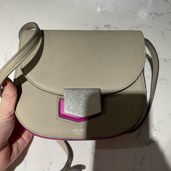 Authentic Celine Small trotteur crossbody bag - Picture 7 of 16